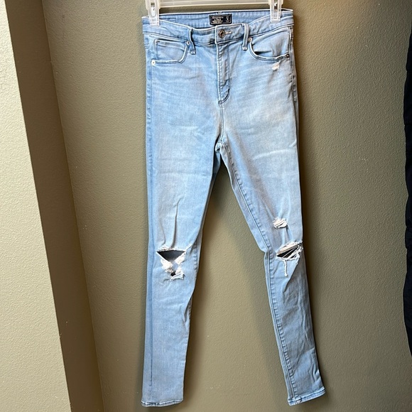 Abercrombie & Fitch Simone High Rise Super Skinny 27/4L light wash - Picture 1 of 14